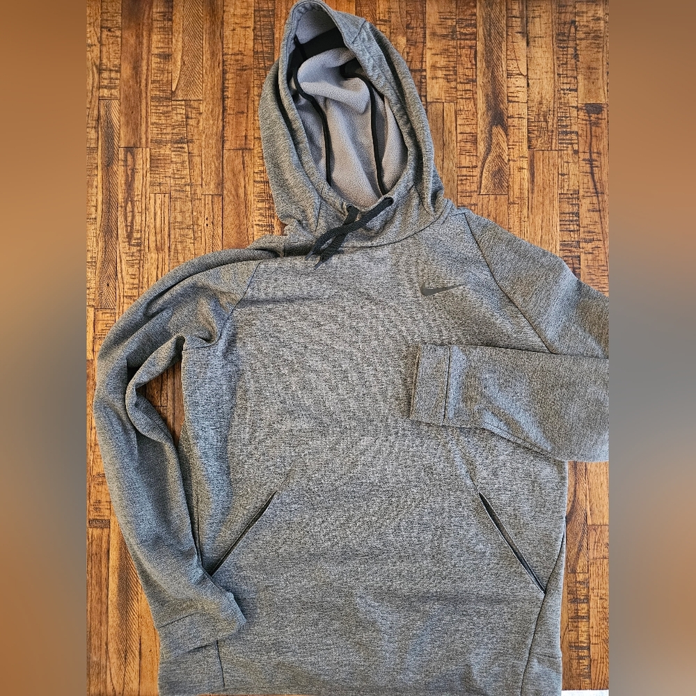 Nike Hoodie. Men large